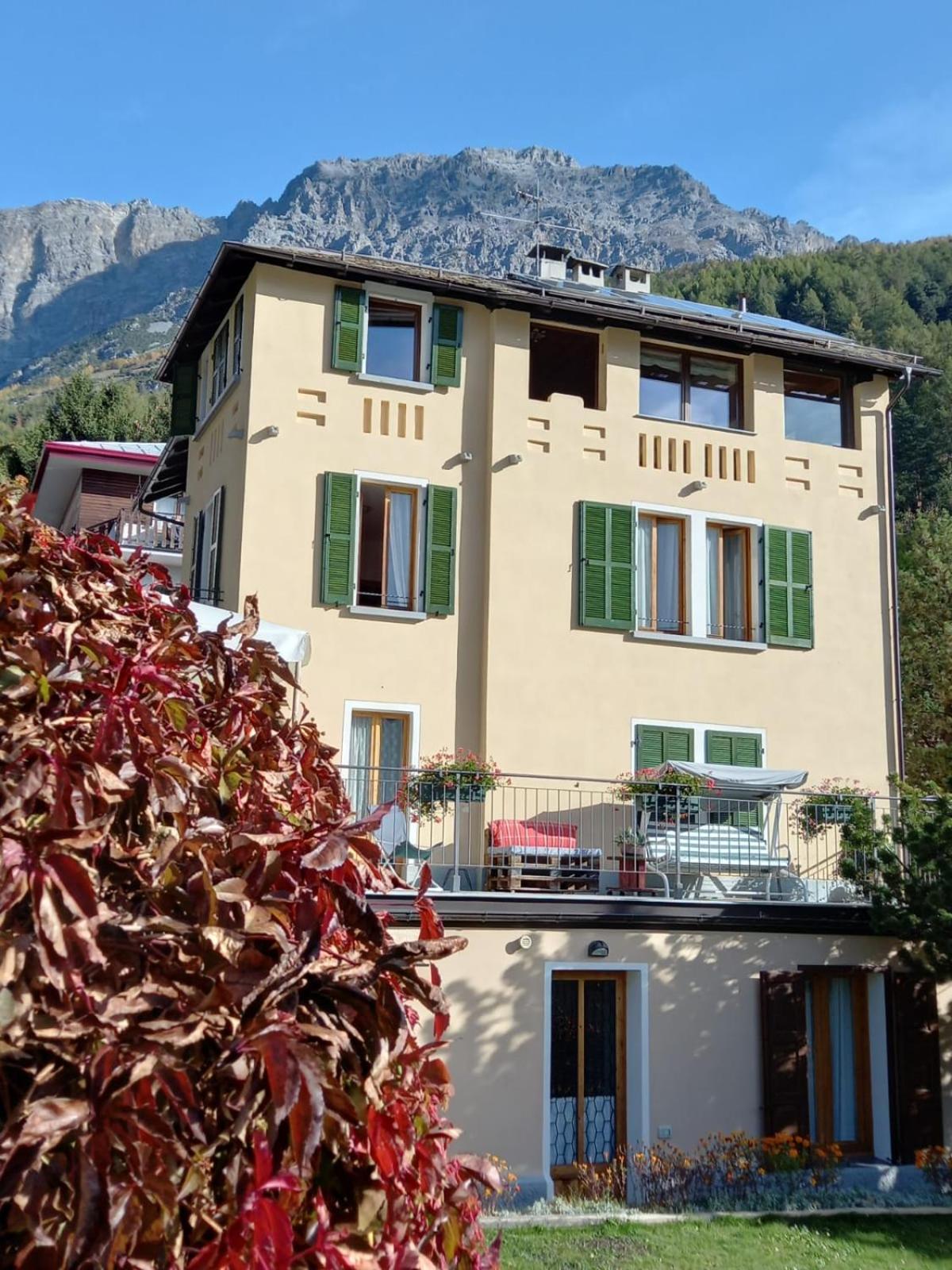 Appartamenti Via Monte Braulio 19 보르미오 외부 사진